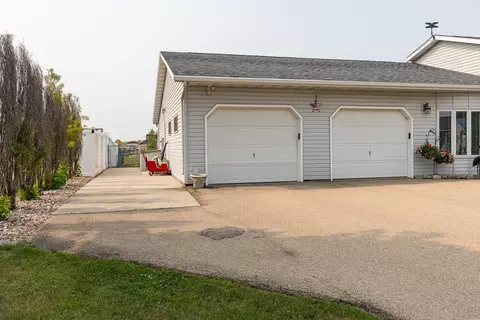 740 E Scott St, Omro, WI 54963 photo 30