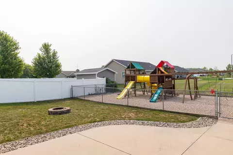 740 E Scott St, Omro, WI 54963 photo 35