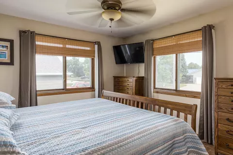 740 E Scott St, Omro, WI 54963 photo 21