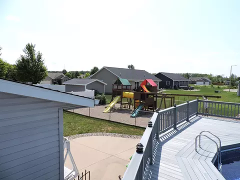 740 E Scott St, Omro, WI 54963 photo 5