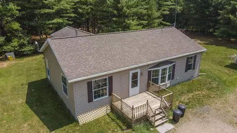 n1414 County Highway E, Redgranite, WI 54970