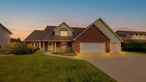 173 Shelley Ln, De Pere, WI 54115