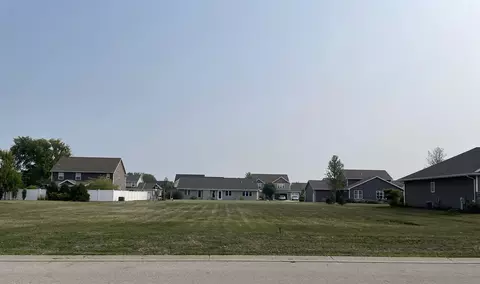 w5963 Geranium Drive, Appleton, WI 54915