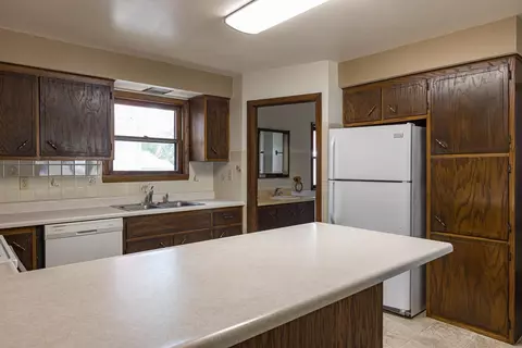802 W Spring St, Appleton, WI 54914 photo 3