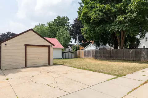 802 W Spring St, Appleton, WI 54914 photo 18