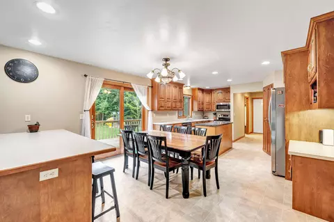 3537 Briar Ct, Abrams, WI 54101 photo 2