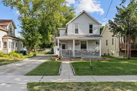 112 Prospect Ave, Oshkosh, WI 54901