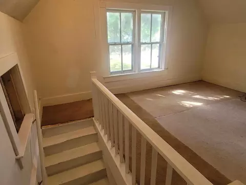 430 E State St, Iola, WI 54945 photo 17