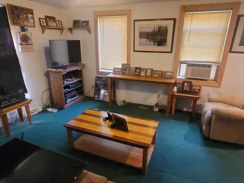 430 E State St, Iola, WI 54945 photo 11