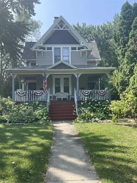 417 Nicolet Blvd, Neenah, WI 54956