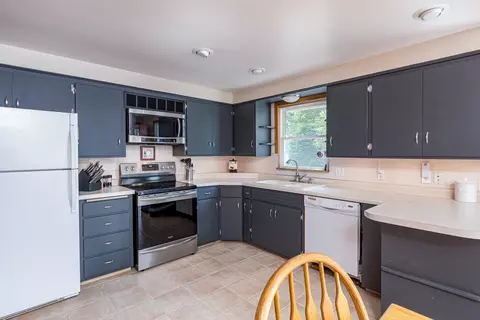 511 S State St, Appleton, WI 54911 photo 5