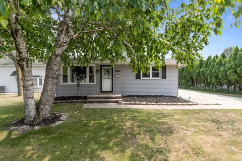 1728 N Mason St, Appleton, WI 54914