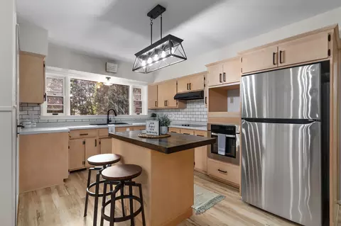 1212 S Memorial Dr, Appleton, WI 54915 photo 9