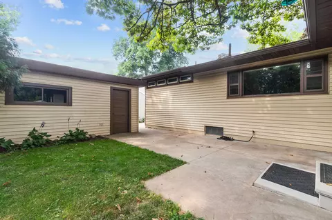 1212 S Memorial Dr, Appleton, WI 54915 photo 23