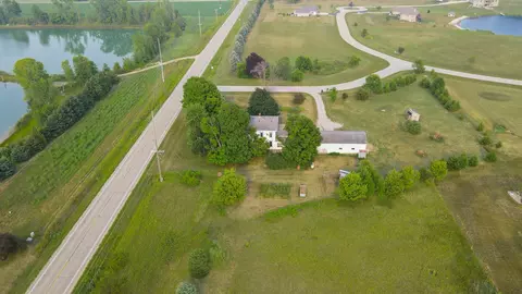 7379 County Rd E, Omro, WI 54963 photo 4