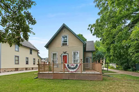 234 N Pleasant St, Plymouth, WI 53073