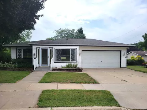 408 N Palmatory St, Horicon, WI 53032