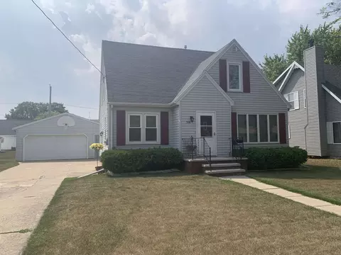 308 S Willow St, Kimberly, WI 54136