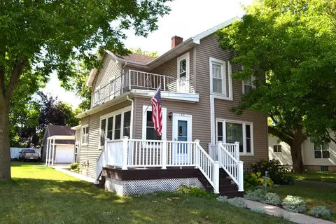 815 Mt Vernon St, Oshkosh, WI 54901