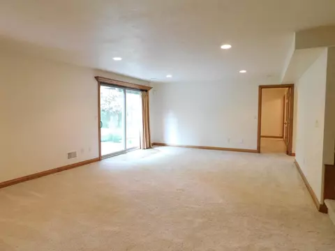 1334 N Lake Ct, Appleton, WI 54913 photo 23