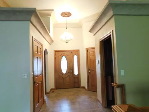 1334 N Lake Ct, Appleton, WI 54913 photo 2