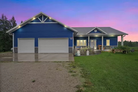 w5433 Church Lane, Peshtigo, WI 54157