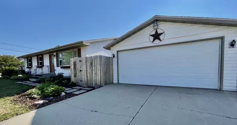370 Center St, Berlin, WI 54923