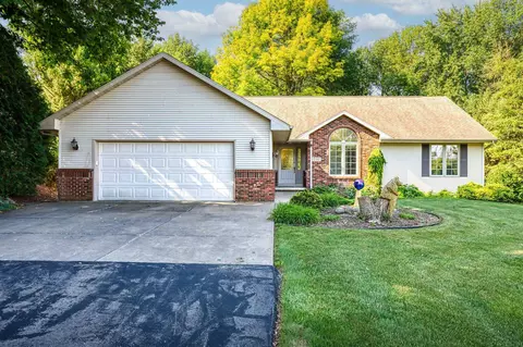 199 Harrys Gtwy, Appleton, WI 54914