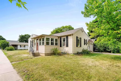 415 Eden Ave, Kaukauna, WI 54130