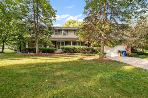 1320 S Summer Range Rd, De Pere, WI 54115