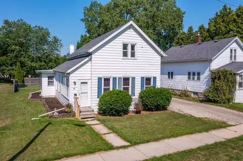 319 Foster St, Oshkosh, WI 54902