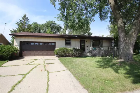 72 N Sallie Ave, Fond Du Lac, WI 54935