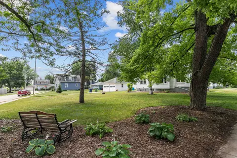 805 Main St, Wrightstown, WI 54180 photo 4