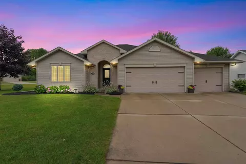 2722 Teresa Dr, Green Bay, WI 54311