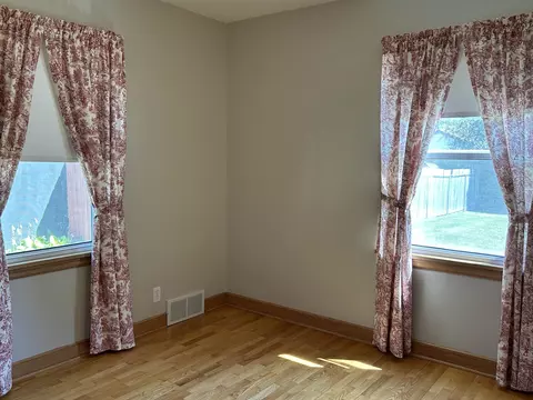 241 E Marquette St, Appleton, WI 54911 photo 14