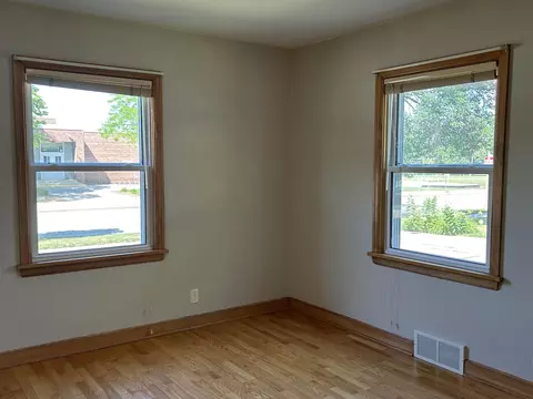 241 E Marquette St, Appleton, WI 54911 photo 16