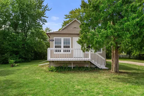 2691 Omro Rd, Oshkosh, WI 54904