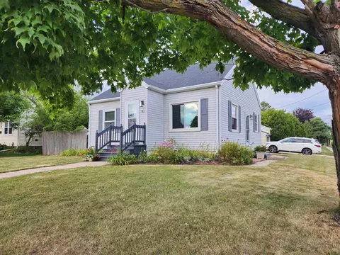 782 Reed St, Neenah, WI 54956