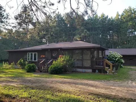 e3834 Lind Center Road, Waupaca, WI 54981