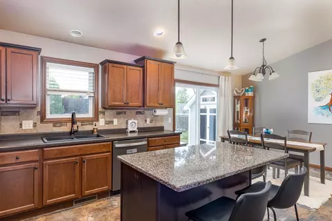 402 E Clearfield Ln, Appleton, WI 54913 photo 8