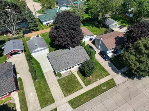 1012 W Lindbergh St, Appleton, WI 54914 photo 2