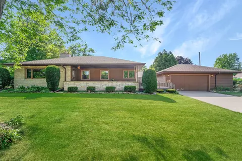 1415 S East St, Appleton, WI 54915