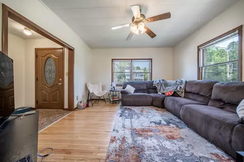 413 E Irving Ave, Oshkosh, WI 54901 photo 13