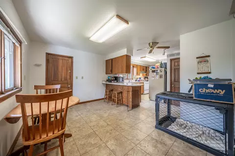 413 E Irving Ave, Oshkosh, WI 54901 photo 30