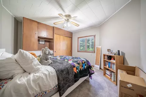 413 E Irving Ave, Oshkosh, WI 54901 photo 18
