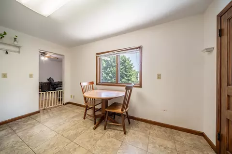 413 E Irving Ave, Oshkosh, WI 54901 photo 29