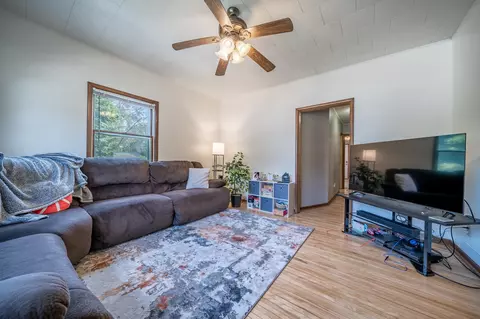 413 E Irving Ave, Oshkosh, WI 54901 photo 12