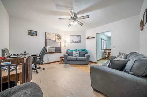 413 E Irving Ave, Oshkosh, WI 54901 photo 23