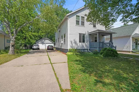 1227 Porlier St, Green Bay, WI 54301
