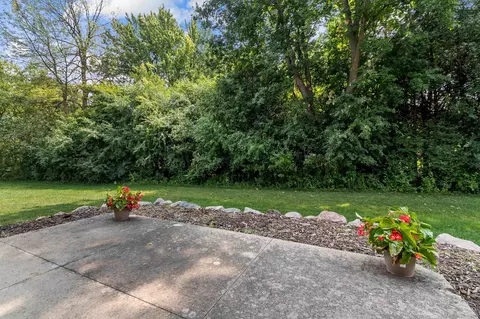 5495 Pennsylvania Ave, Appleton, WI 54914 photo 7